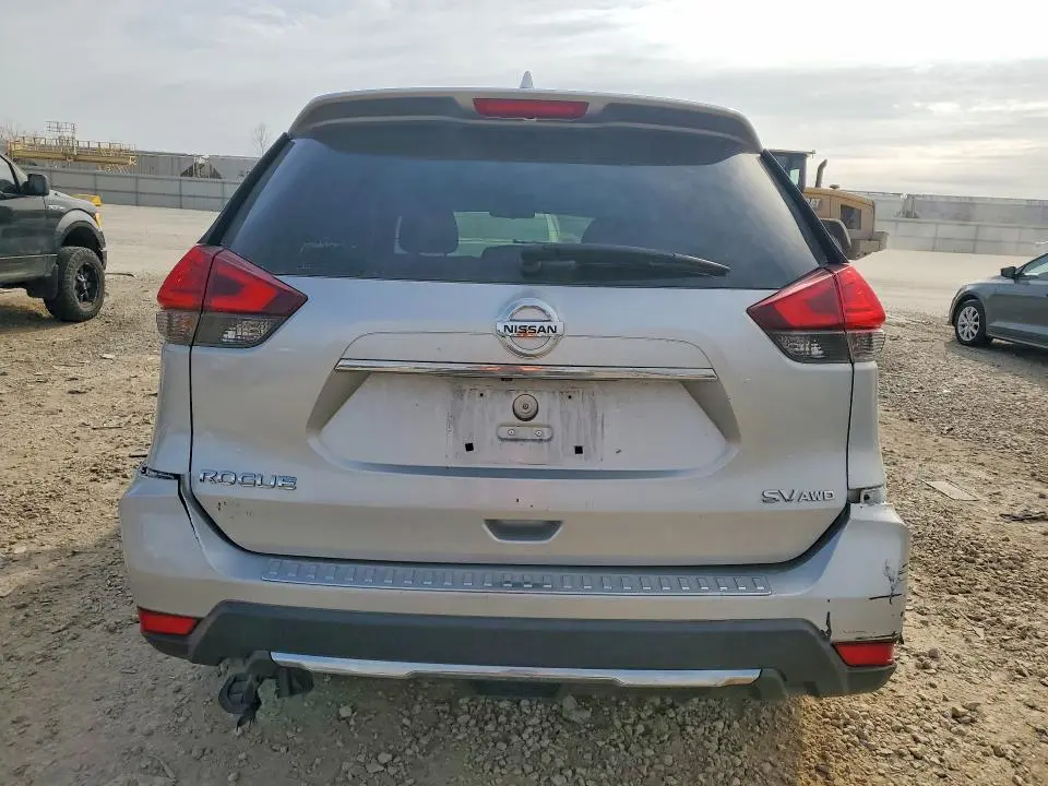 2017 NISSAN ROGUE SV  