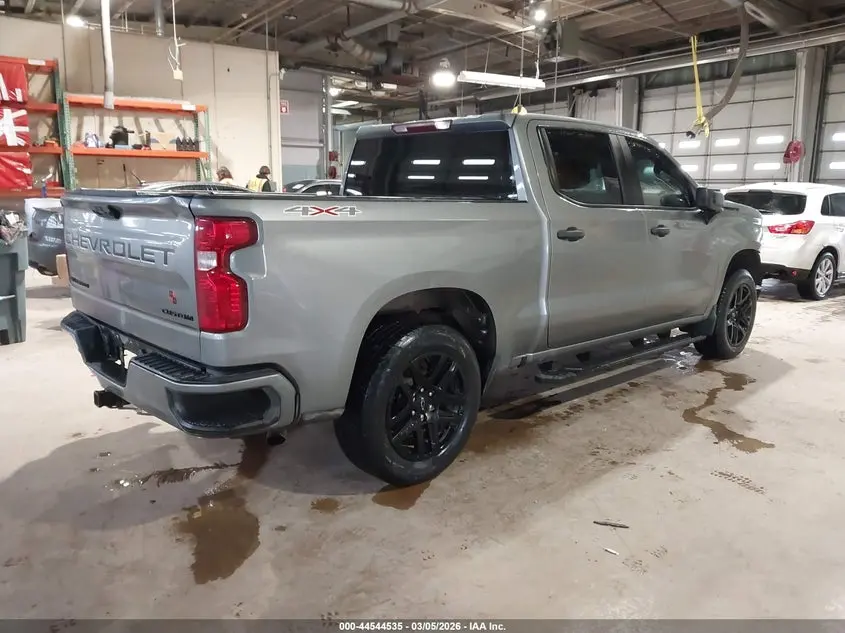 2023 CHEVROLET SILVERADO 1500 4WD  SHORT BED CUSTOM
