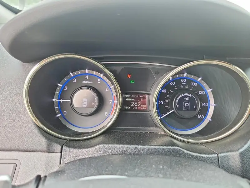 2012 HYUNDAI SONATA SE  