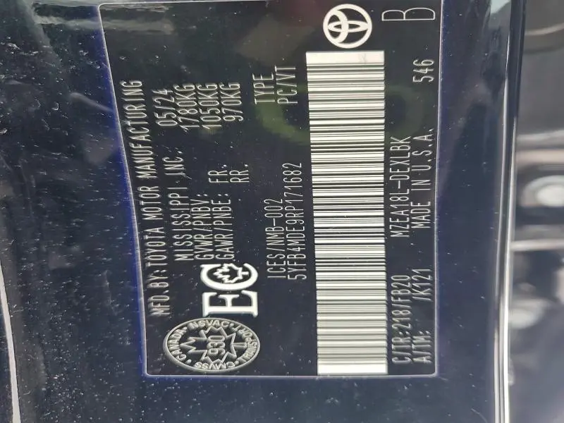 2024 TOYOTA COROLLA LE  