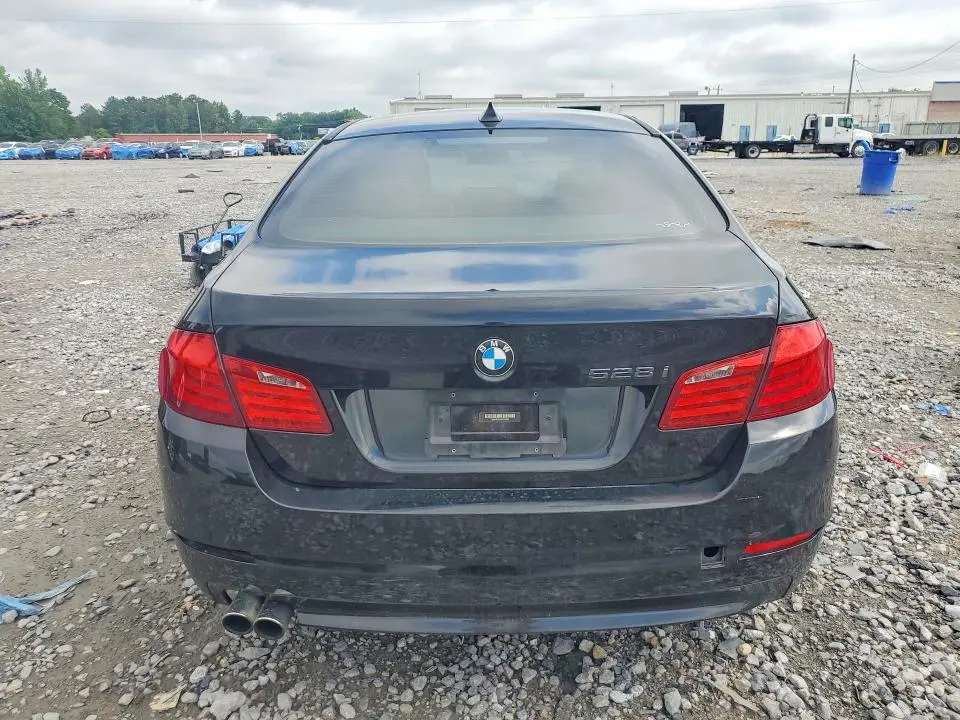 2011 BMW 528 I  