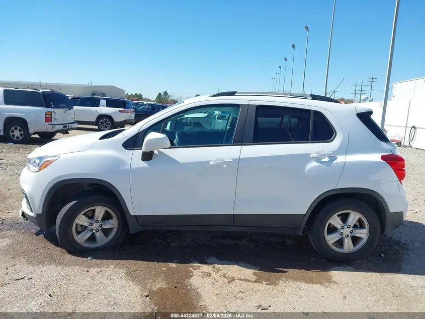 2021 CHEVROLET TRAX AWD LT