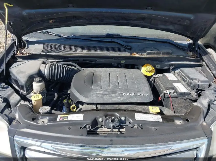 2013 CHRYSLER TOWN & COUNTRY TOURING