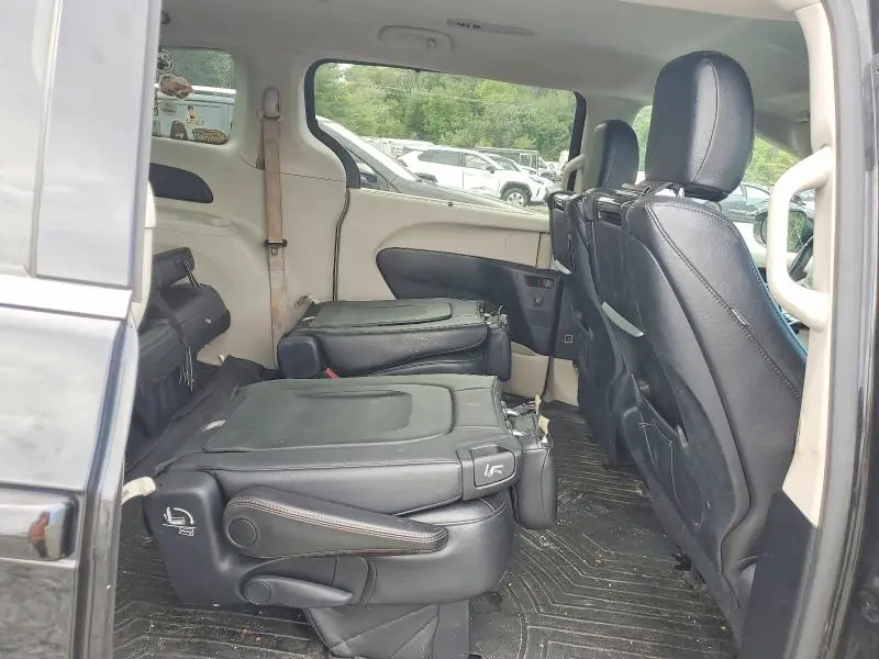 2017 CHRYSLER PACIFICA TOURING L PLUS  