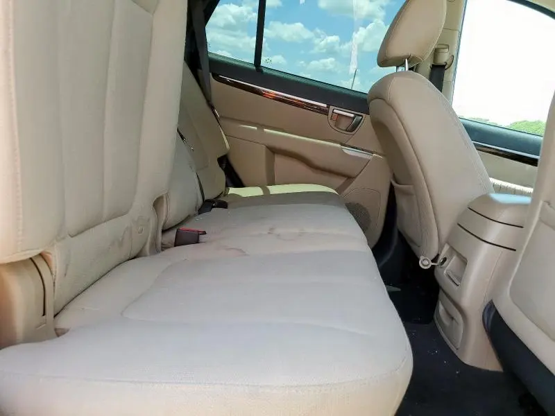 2012 HYUNDAI SANTA FE GLS  