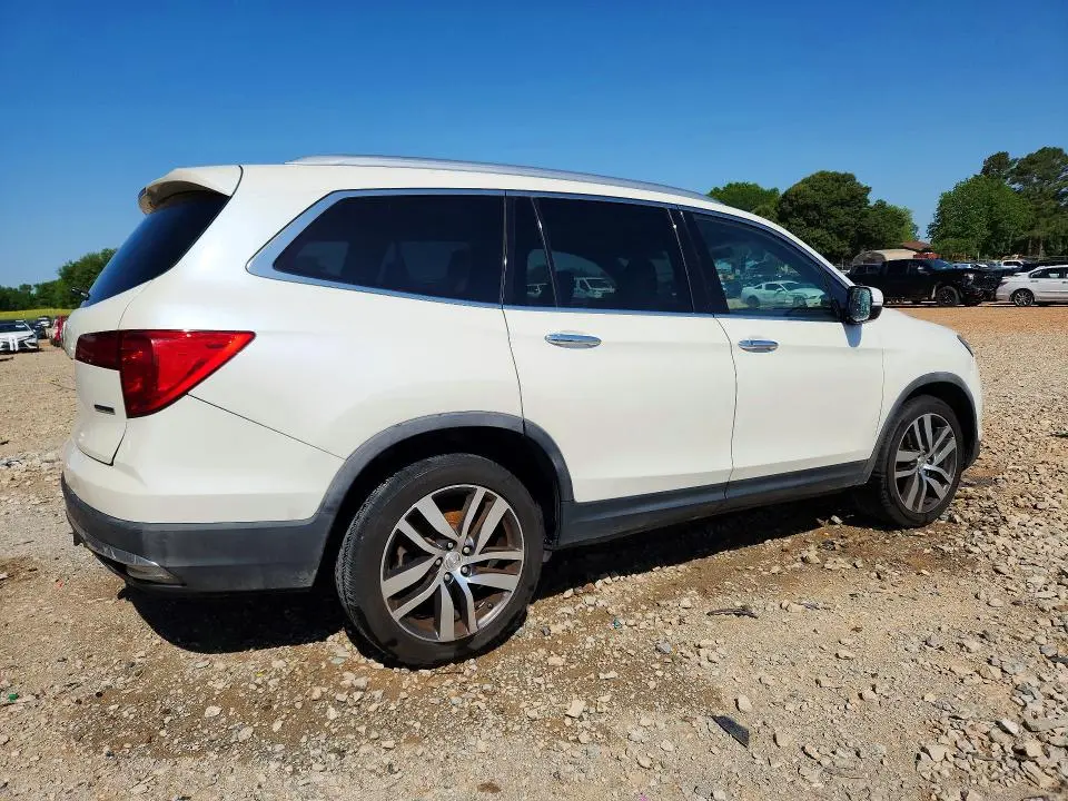 2017 HONDA PILOT TOURING  