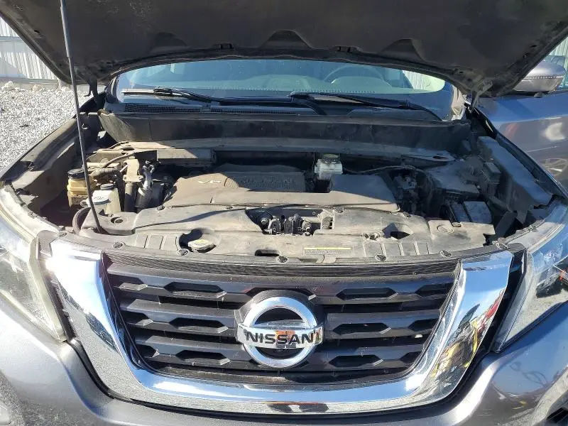 2017 NISSAN PATHFINDER PLATINUM  