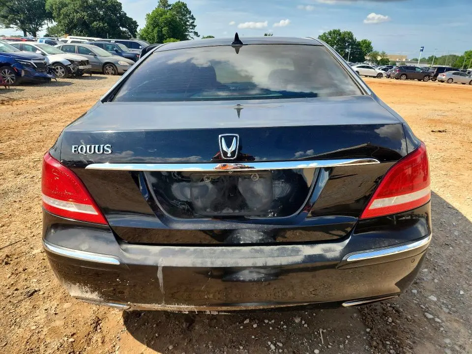 2012 HYUNDAI EQUUS SIGNATURE  
