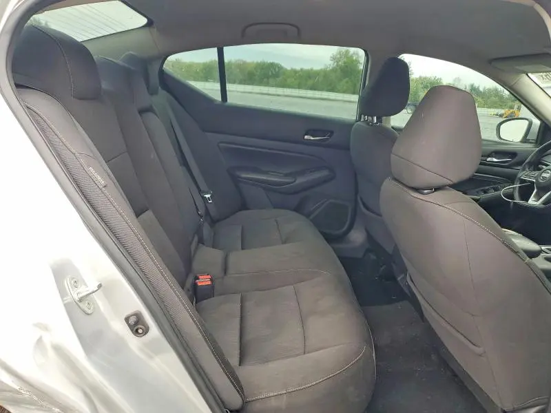2019 NISSAN ALTIMA S  