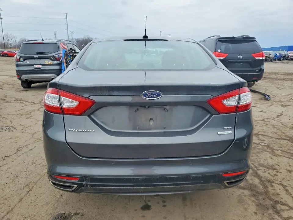 2015 FORD FUSION SE  