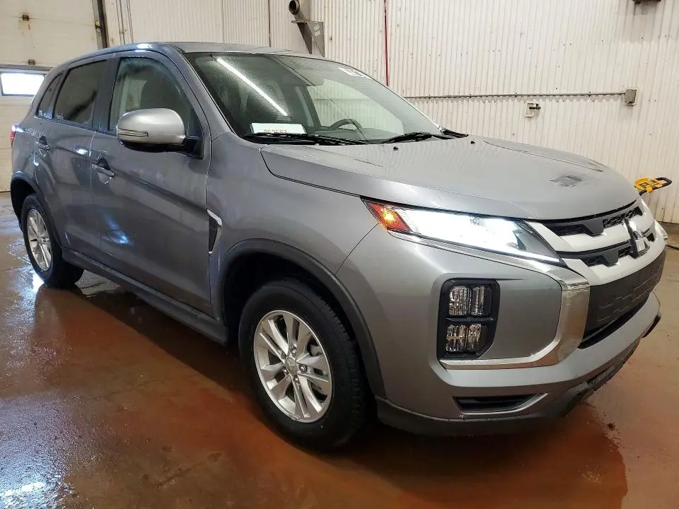 2026 MITSUBISHI RVR SE  