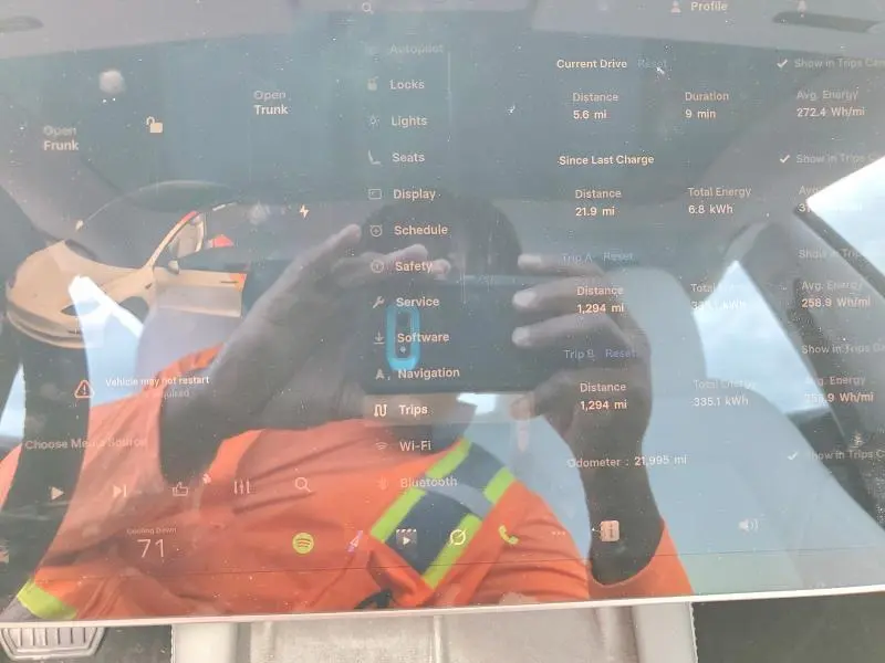 2023 TESLA MODEL 3   