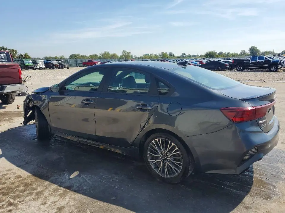 2023 KIA FORTE GT LINE  