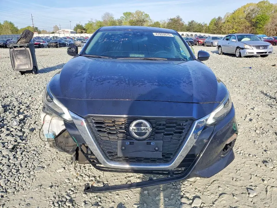 2021 NISSAN ALTIMA 2.5 SV  