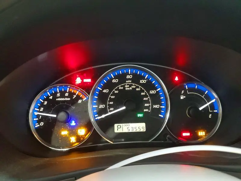 2010 SUBARU FORESTER XS  