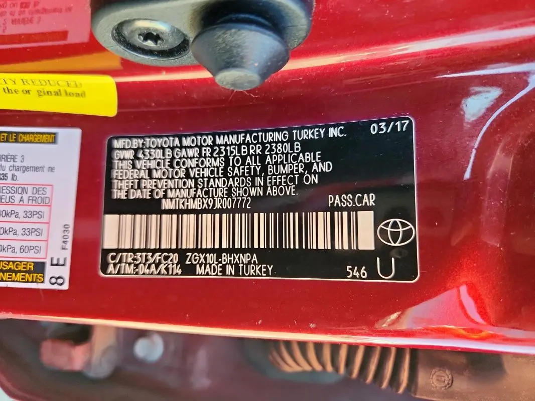 2018 TOYOTA C-HR XLE  