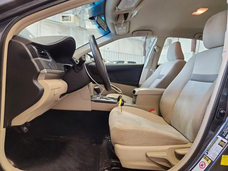 2012 TOYOTA CAMRY LE  