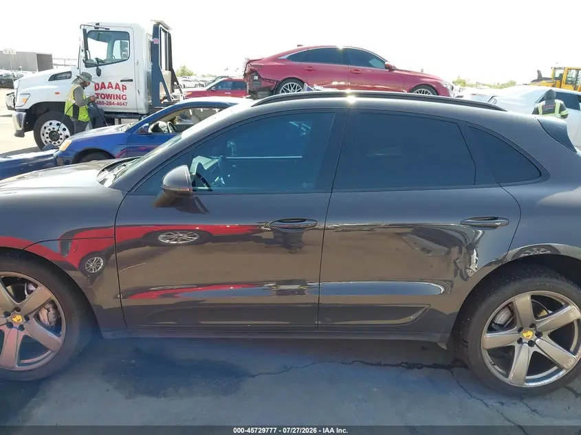 2018 PORSCHE MACAN S