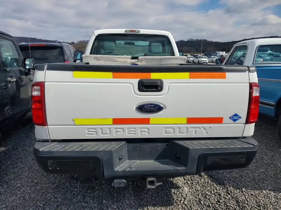 2013 FORD F-250 SD- CLN TITLE- PRI FLEET- NO FUEL