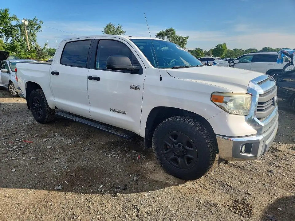 2014 TOYOTA TUNDRA CREWMAX SR5  