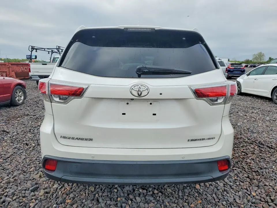 2016 TOYOTA HIGHLANDER LIMITED PLATINUM  
