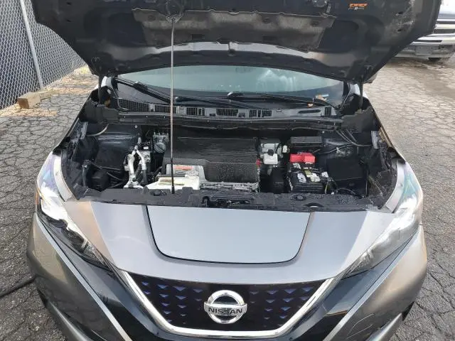 2022 NISSAN LEAF SV  