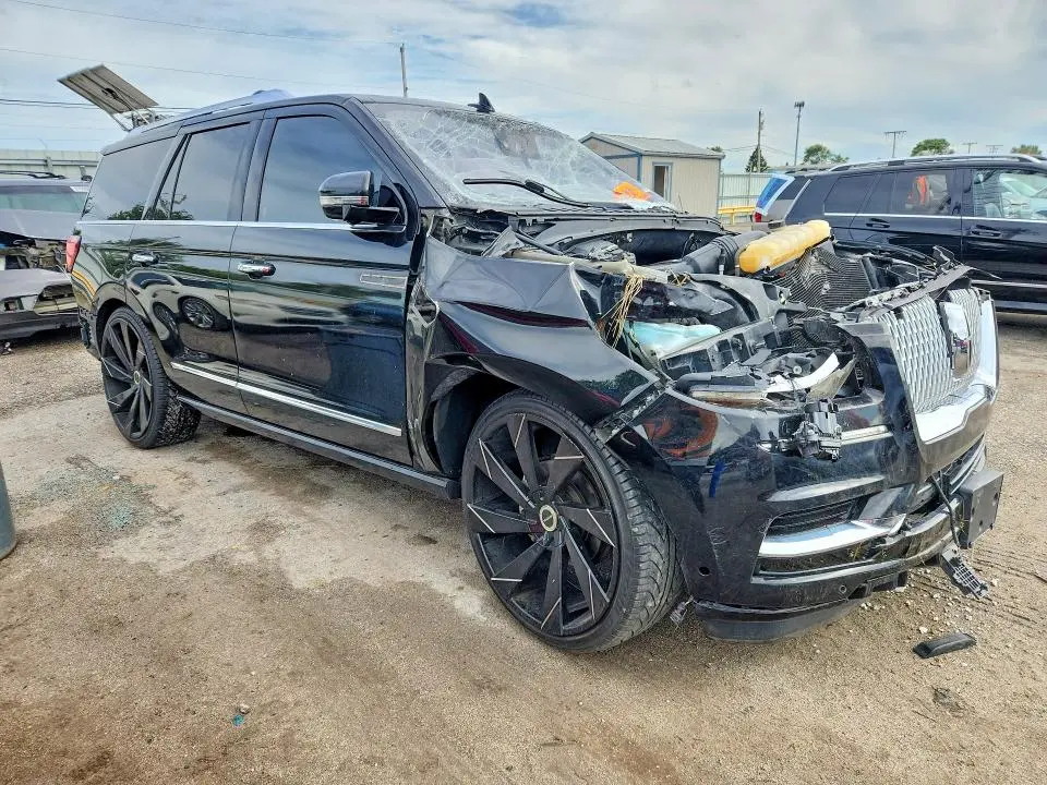 2018 LINCOLN NAVIGATOR RESERVE  