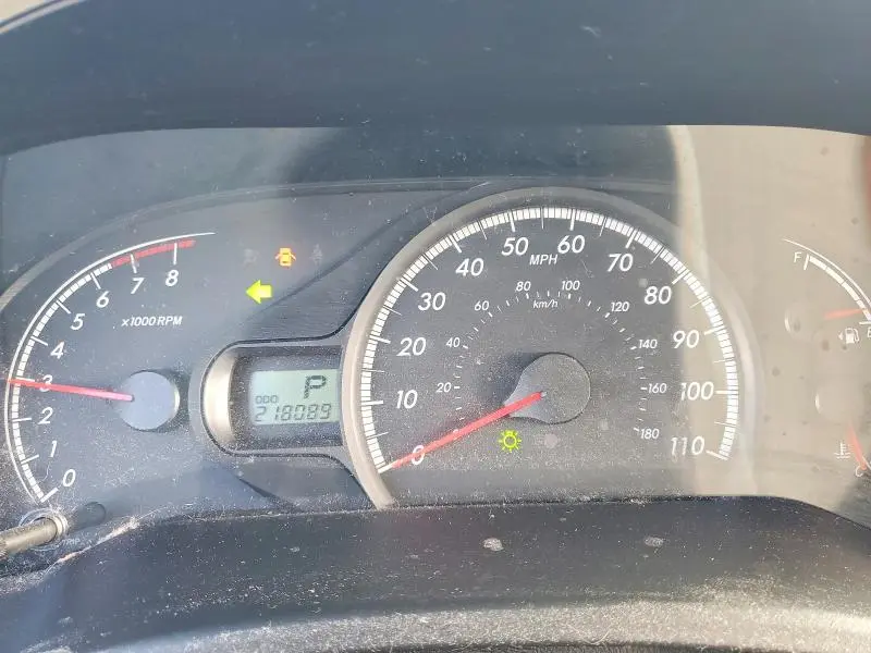 2013 TOYOTA SIENNA LE 8-PASSENGER  