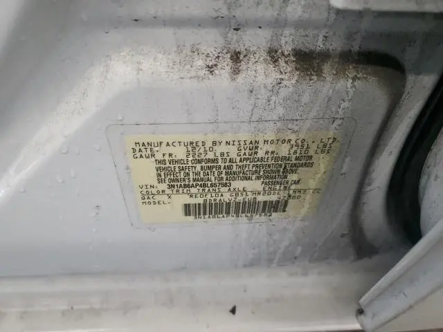 2011 NISSAN SENTRA 2.0  