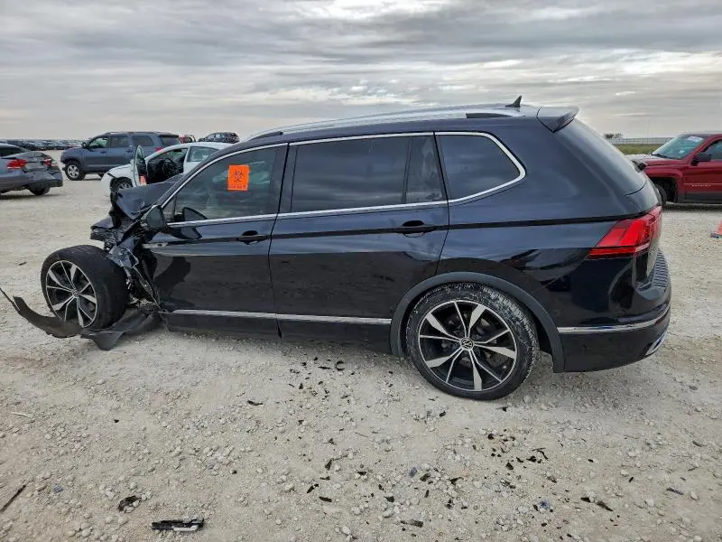 2022 VOLKSWAGEN TIGUAN SEL R-LINE  