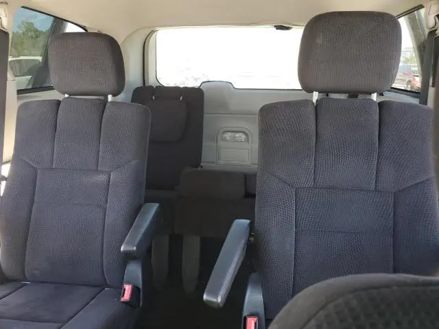 2014 DODGE GRAND CARAVAN SE  