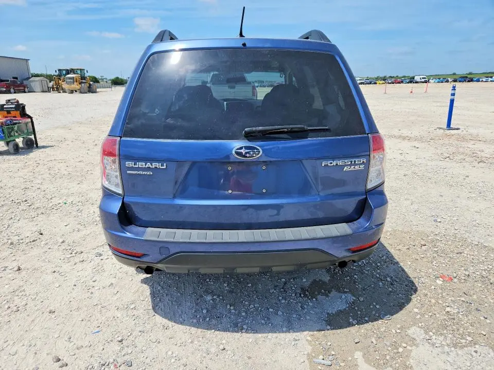 2011 SUBARU FORESTER 2.5X PREMIUM  