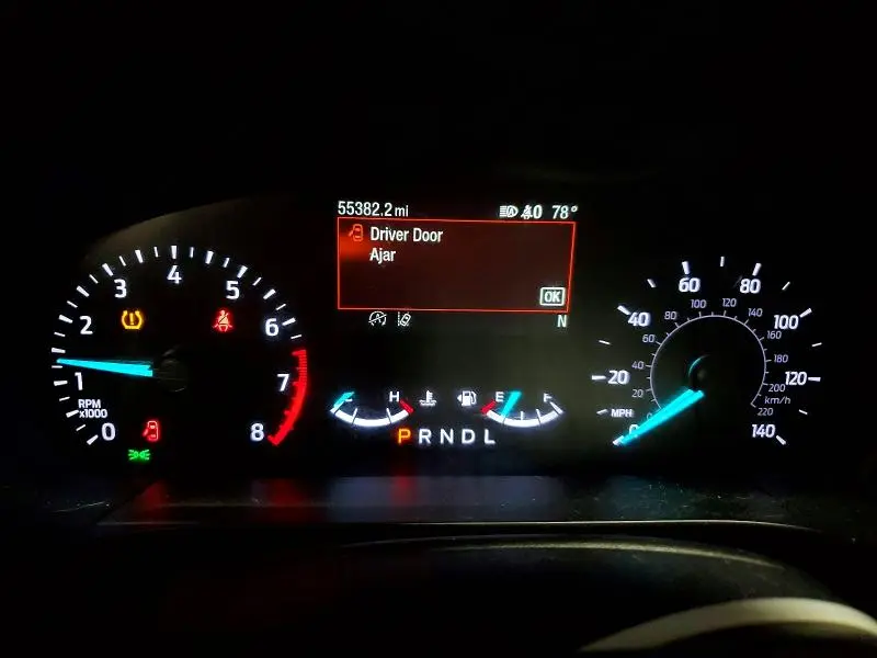 2020 FORD ESCAPE SE  