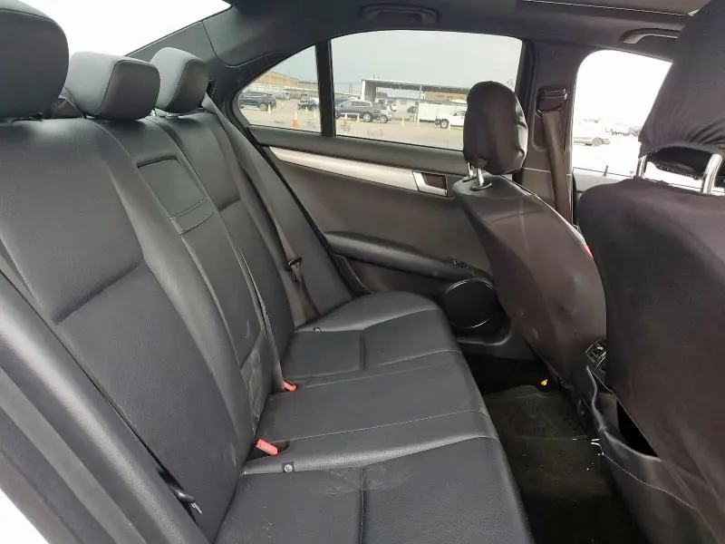 2013 MERCEDES-BENZ C 250  