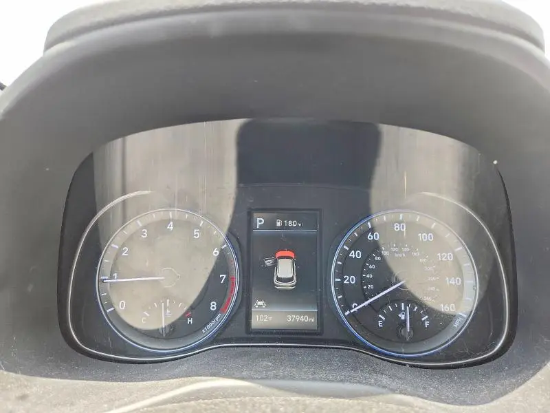 2021 HYUNDAI KONA SEL PLUS  