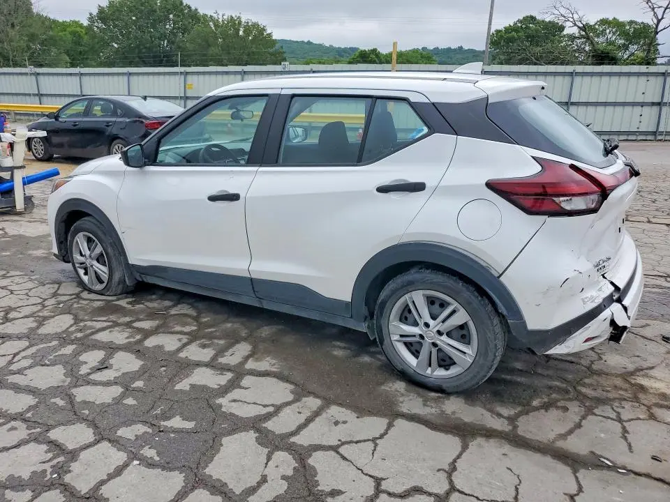 2024 NISSAN KICKS S  