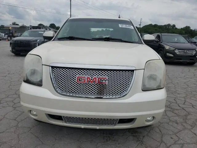 2011 GMC YUKON XL DENALI  
