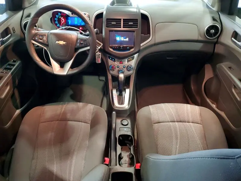 2016 CHEVROLET SONIC LT  