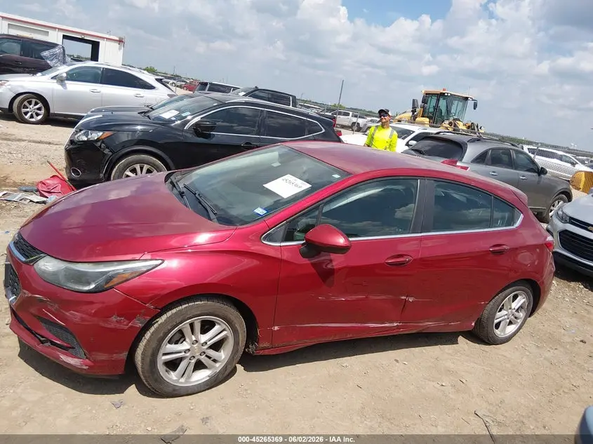 2017 CHEVROLET CRUZE LT AUTO