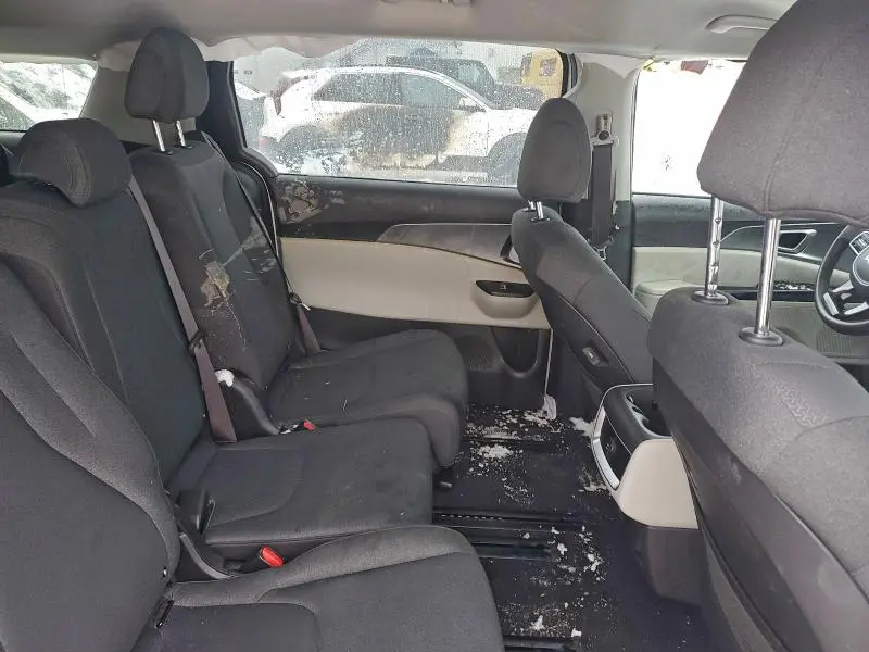 2023 KIA CARNIVAL LX  