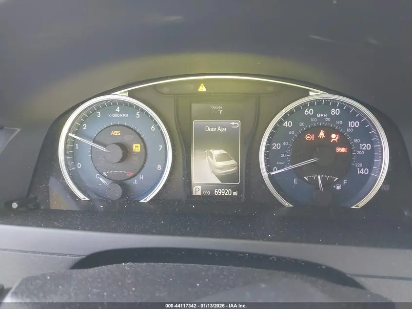 2017 TOYOTA CAMRY XLE