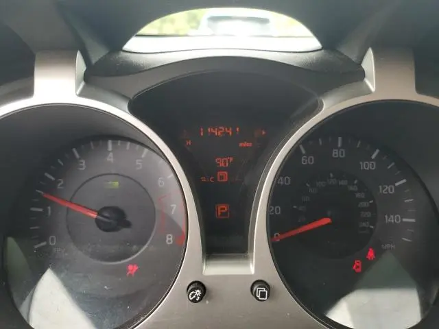 2013 NISSAN JUKE S  