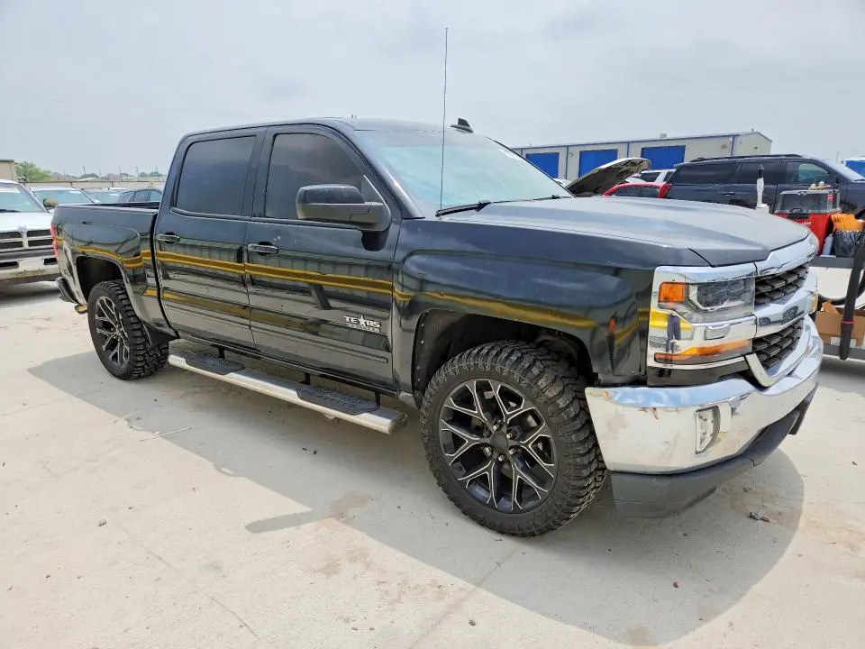 2017 CHEVROLET SILVERADO C1500 LT  