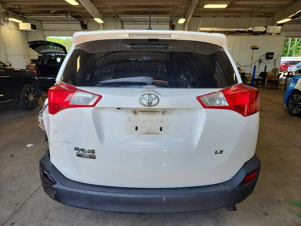 2014 TOYOTA RAV4 LE  