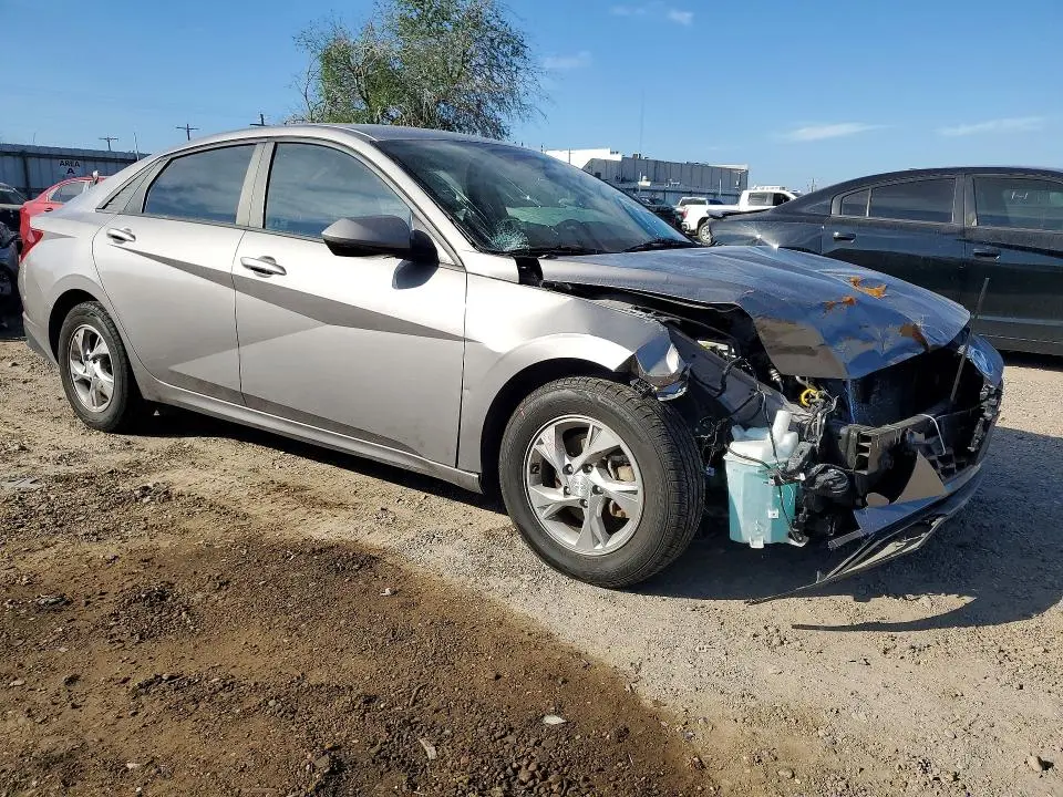 2021 HYUNDAI ELANTRA SE  