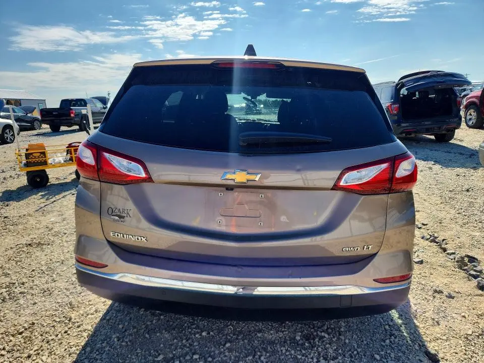2018 CHEVROLET EQUINOX LT  