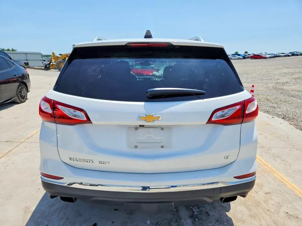 2020 CHEVROLET EQUINOX LT  