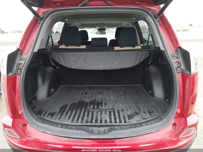 2016 TOYOTA RAV4 XLE