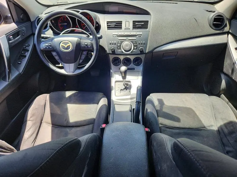 2011 MAZDA 3 S  