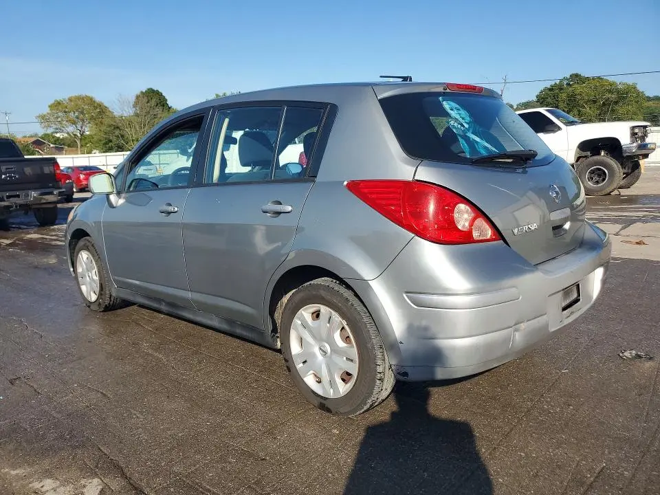 2011 NISSAN VERSA 1.8 S  